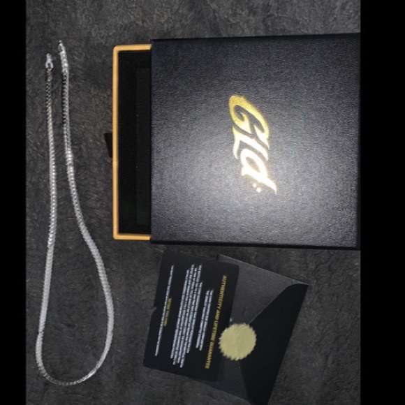 4mm GLD Signature Miami Cuban in White Gold (18”) - Picture 6 of 6